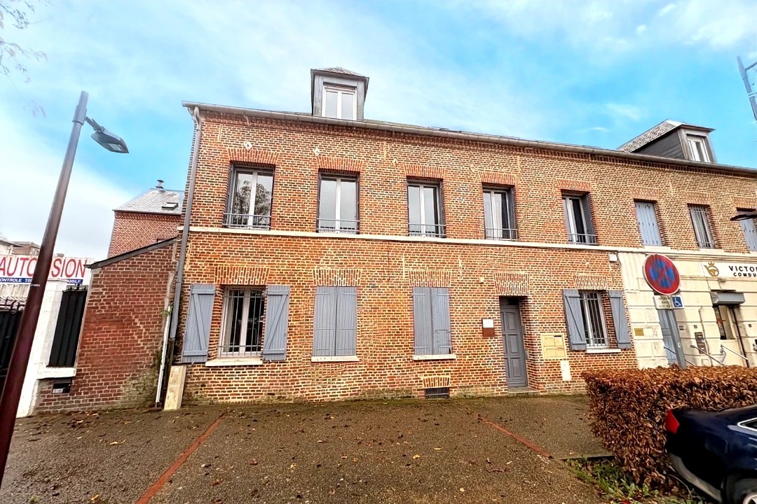 Idéal investisseur ! Immeuble de rapport en centre ville de Méru !